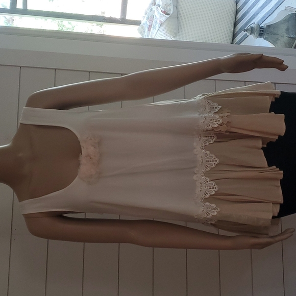 Boho Blue Betty top/blouse flounce bottom one size cream tan beige baby doll - Picture 1 of 14